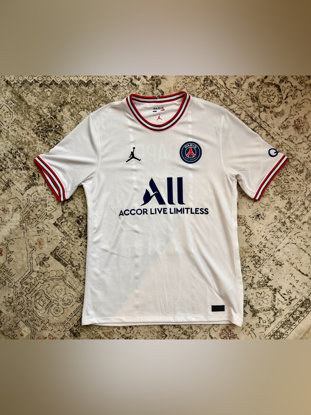 Paris Saint-Germain Kylian Mbappé #7 Away Jersey (2021/22)